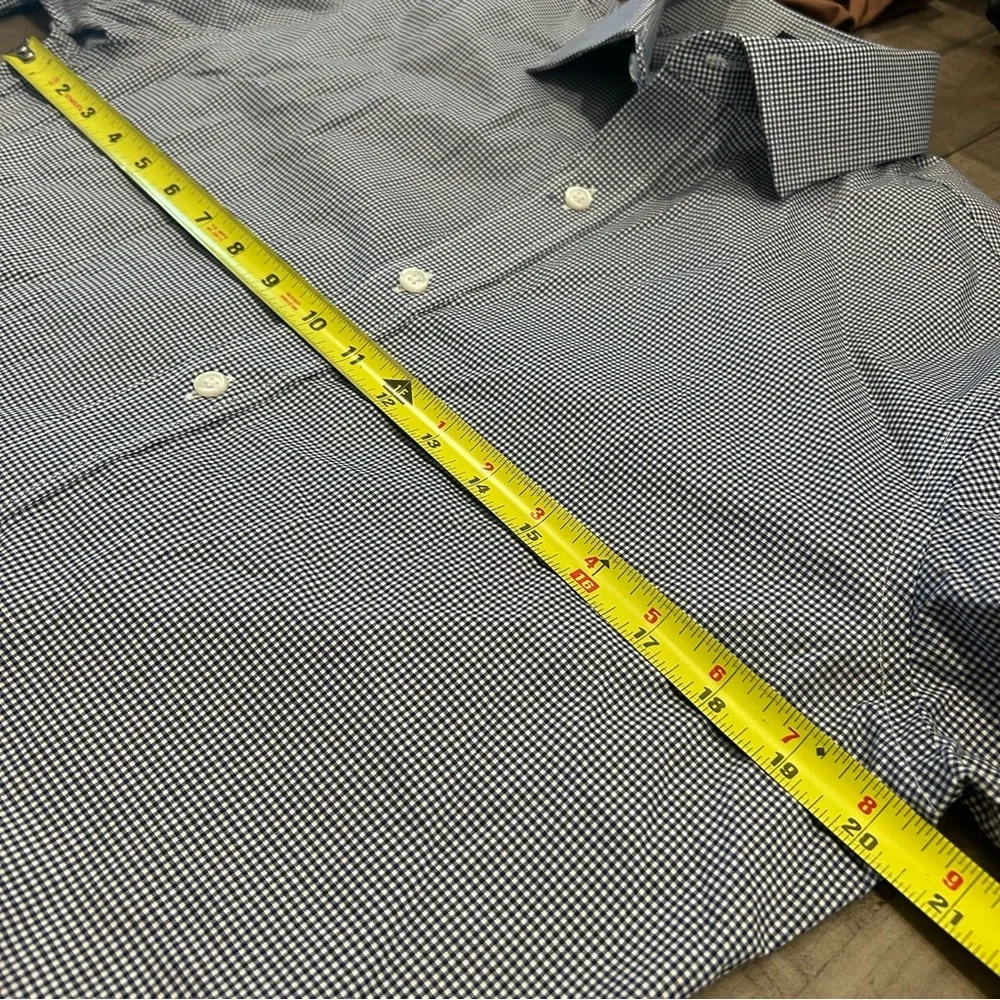 J Crew Ludlow Shirt Long Sleeves Like New Slim Fit White & Blue 15 1/2” Neck
